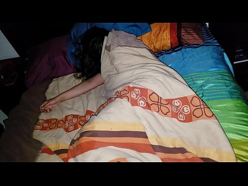 ❤️ Посинок ја кара својата млада маќеа додека таа спие. ❤️❌ Ебате видео на mk.hentai-for.ru